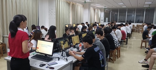 大數(shù)據(jù)技術(shù)與應(yīng)用專業(yè)成功申報1+X試點軟件技術(shù)服務(wù)新篇章